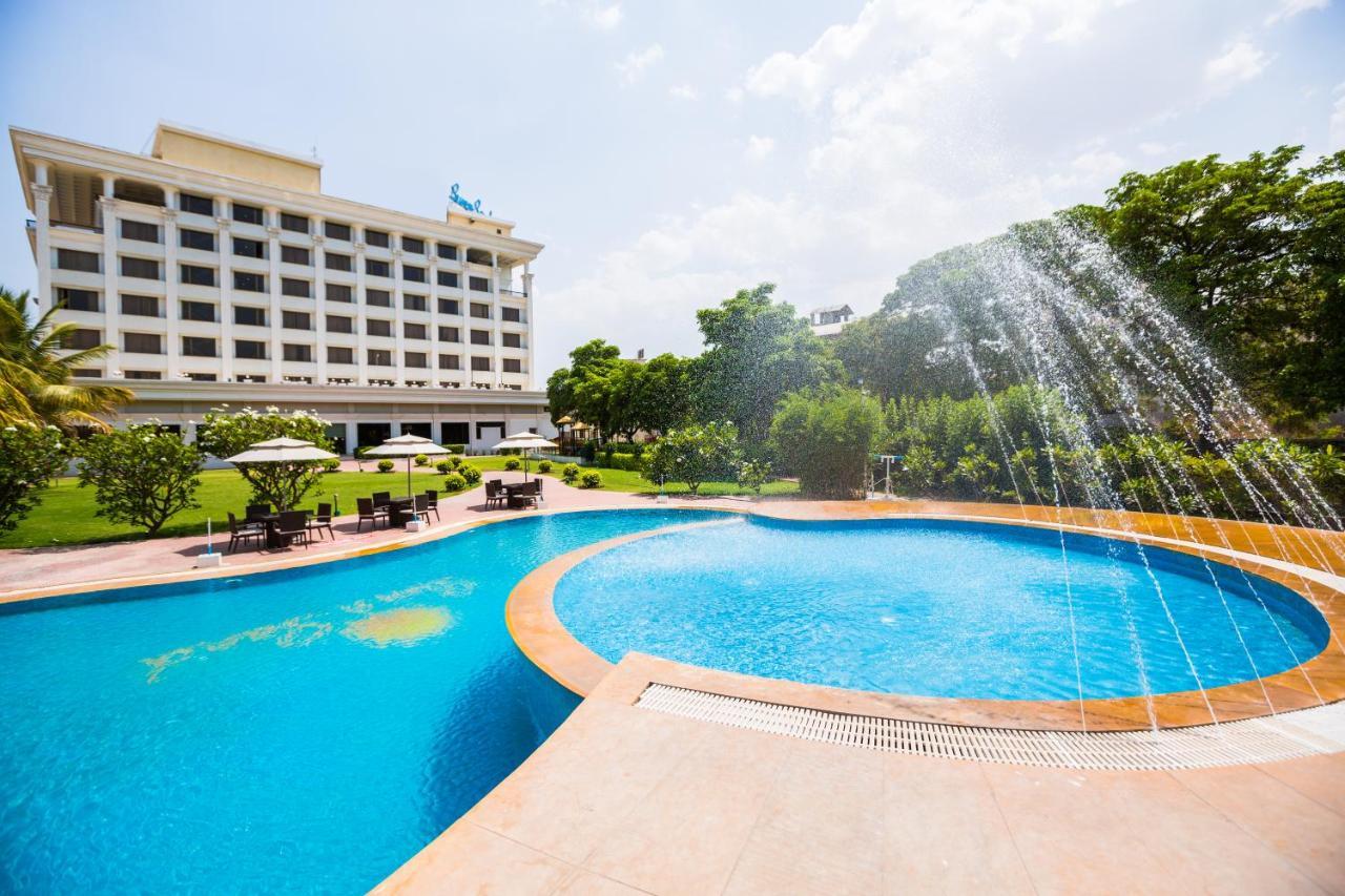 Sun-N-Sand Suites, Shirdi Luaran gambar